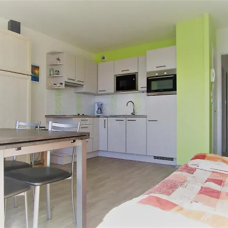 Cosy Avec Balcon Face A La - - Fr-1-197-275 * Les Sables-dʼOlonne