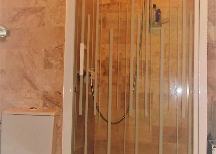 Cosy Avec Balcon Face A La - - Fr-1-197-275 Apartmán *